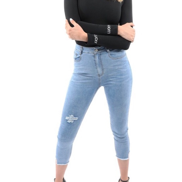 ❌SOLD❌💫NWT💫Split Leg Skinny Crop Jeans by Jian & Feng for women💫 - Picture 6 of 10